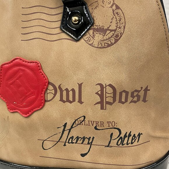 Bioworld Harry Potter Owl Post Dome Beige Faux Leather Zip Up Satchel Purse - Picture 2 of 6